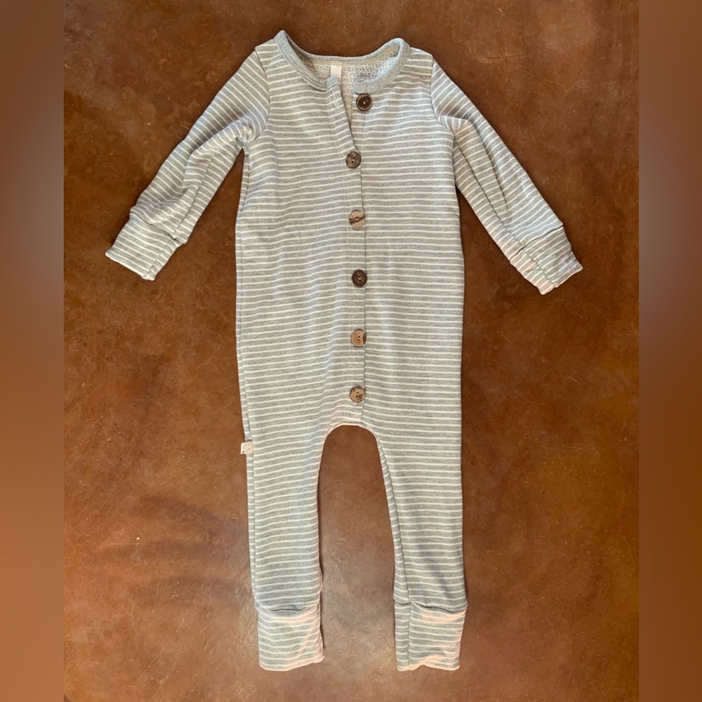 Childhoods Clothing EUC grey/white stripe 2T romper